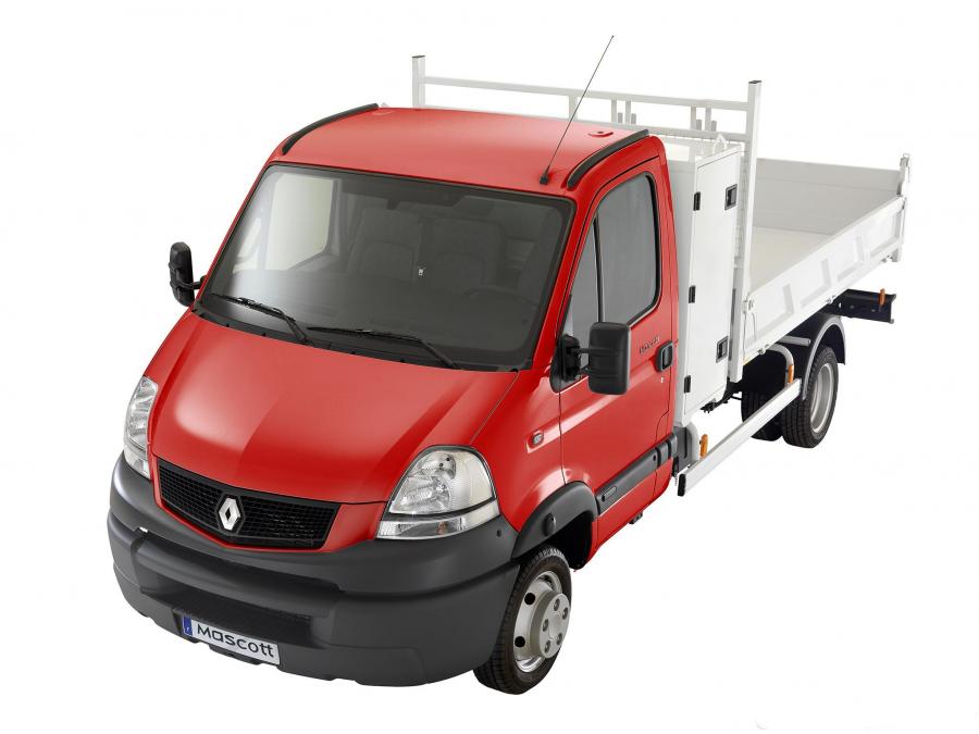  Renault Mascott 2004 года  (фото 2 из 5)